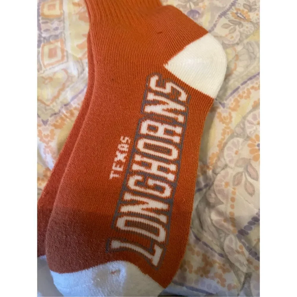 New For Bare Feet Mens Orange White Texas Longhorns Football Sport Socks Large